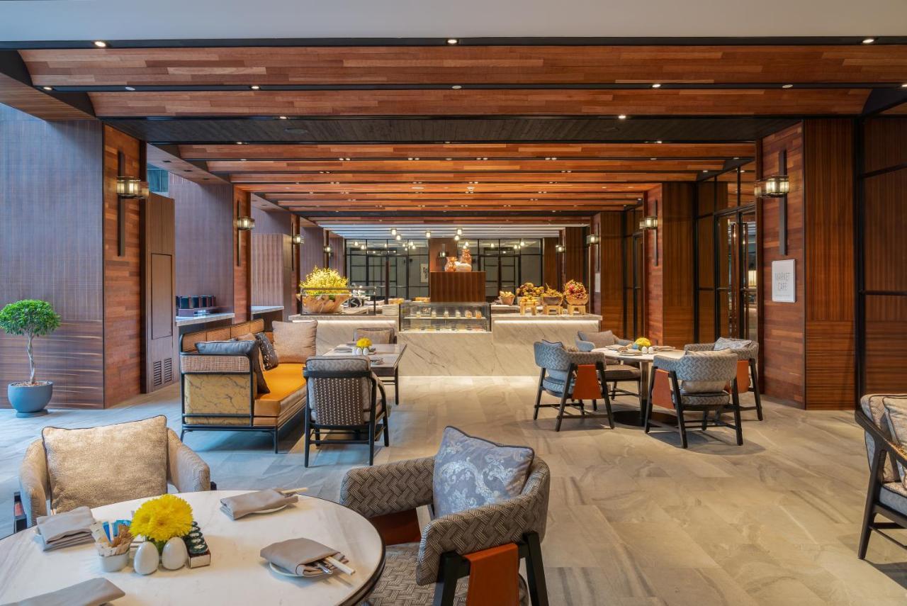 Hyatt Regency Phnom Penh Hotell Exteriör bild