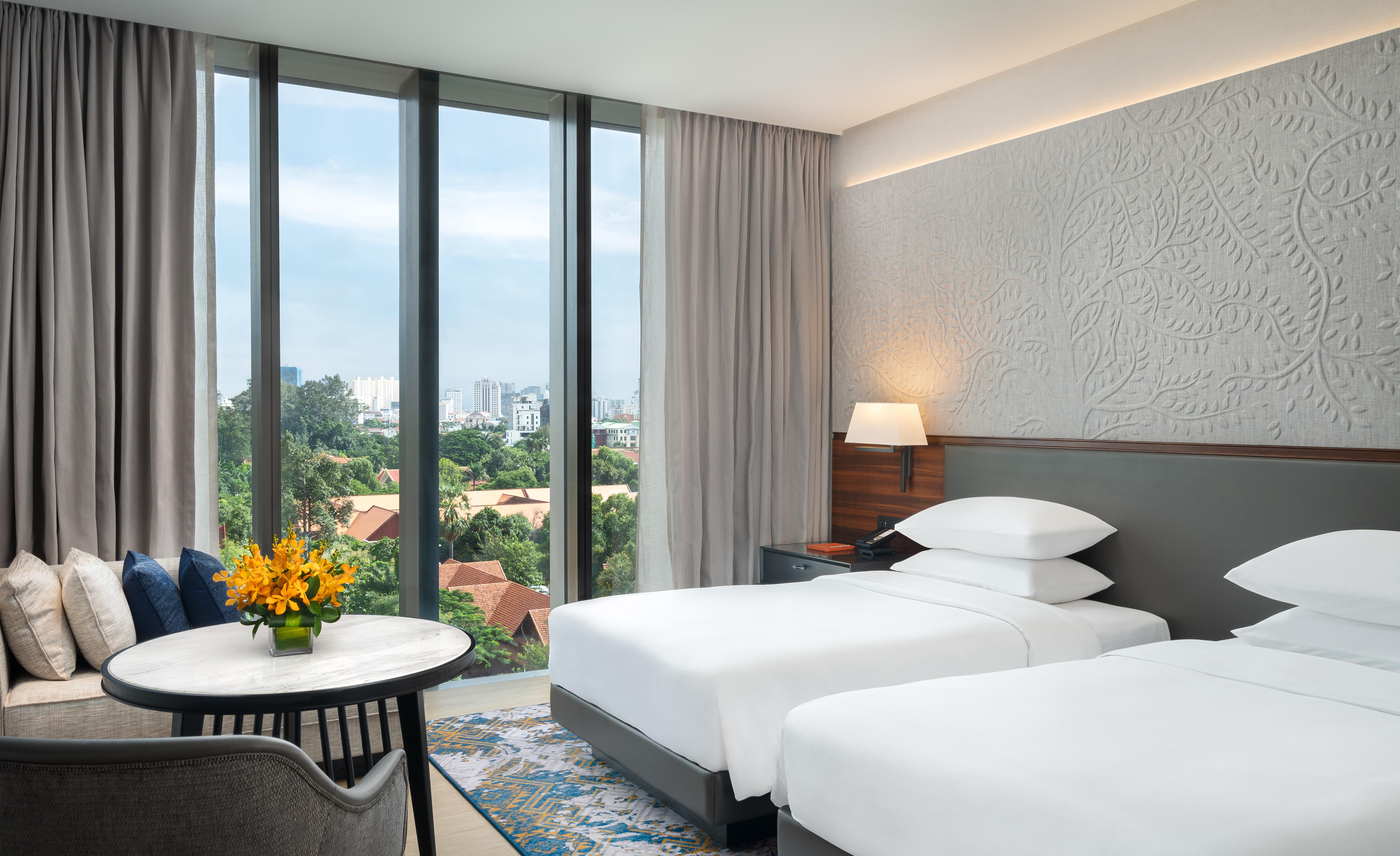 Hyatt Regency Phnom Penh Hotell Exteriör bild