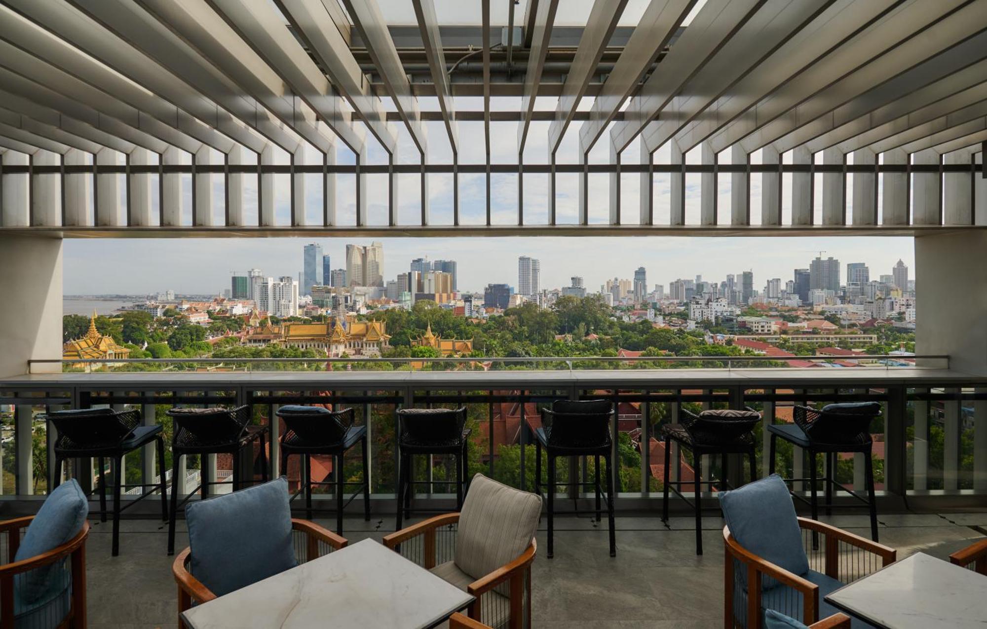 Hyatt Regency Phnom Penh Hotell Exteriör bild